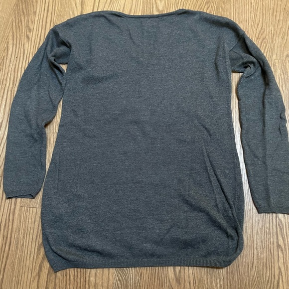 XS Old Navy sweater - Picture 3 of 3